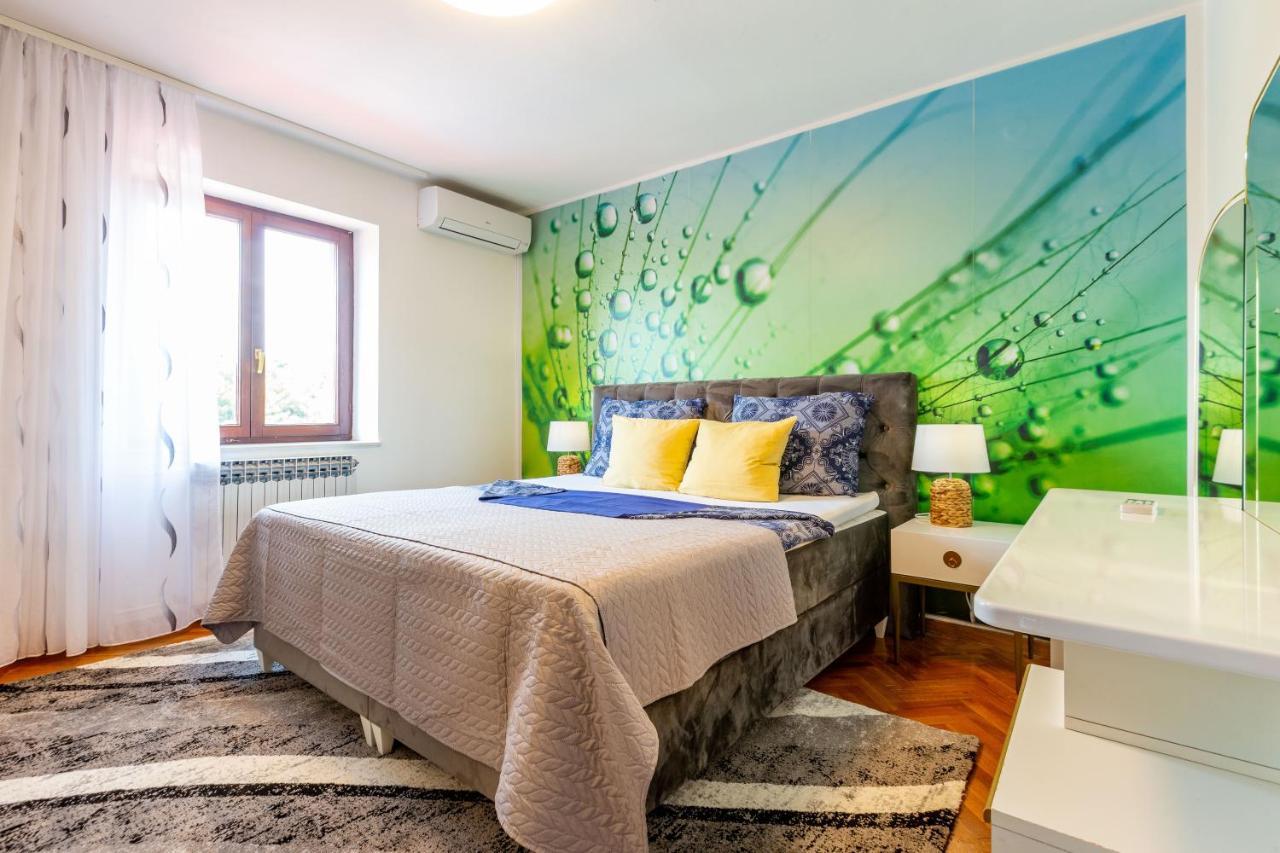 Katina Apartment With Private Pool Zara Esterno foto