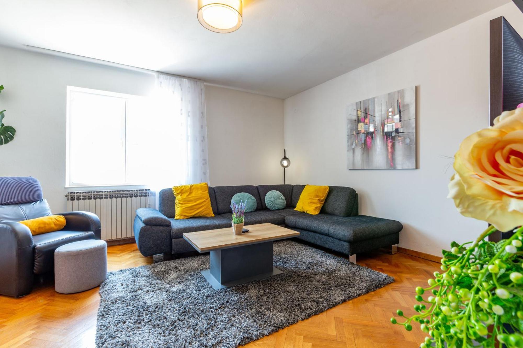 Katina Apartment With Private Pool Zara Esterno foto